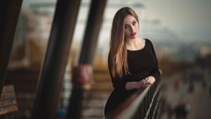 Meet your Posher, Felicia